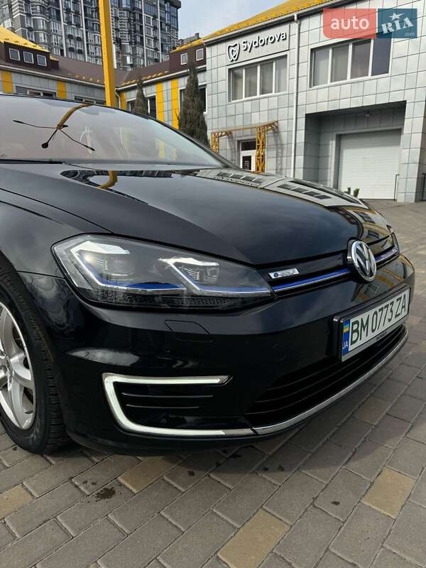 Хэтчбек Volkswagen e-Golf 2019 в Буче фото 9 Хэтчбек Volkswagen e-Golf 2019 в Буче