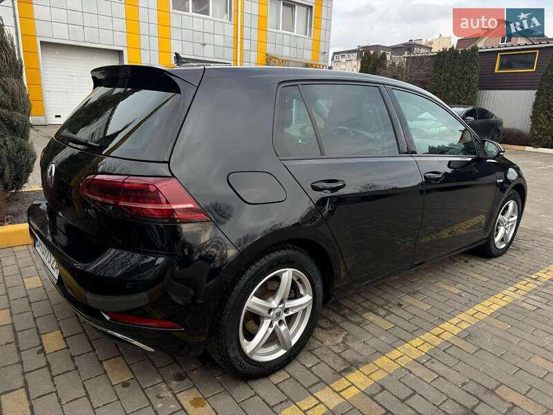 Хэтчбек Volkswagen e-Golf 2019 в Буче фото 14 Хэтчбек Volkswagen e-Golf 2019 в Буче