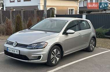 Хетчбек Volkswagen e-Golf 2019 в Києві