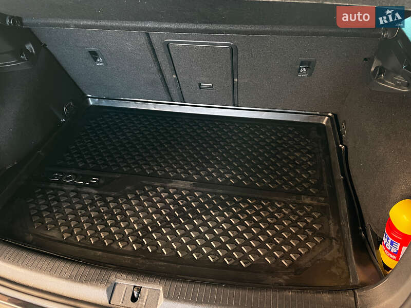 Хетчбек Volkswagen e-Golf 2019 в Полтаві