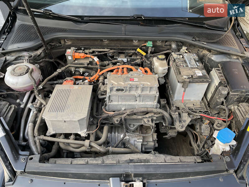 Хетчбек Volkswagen e-Golf 2019 в Полтаві