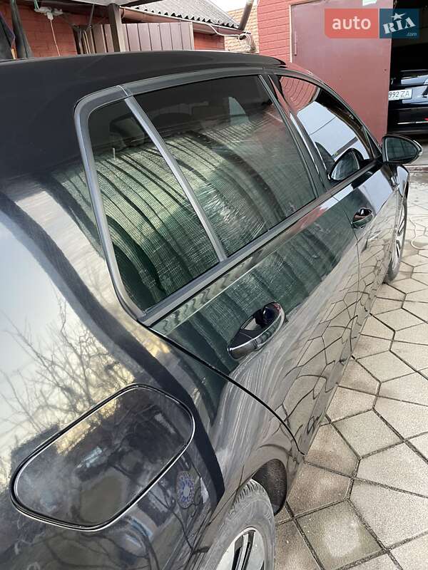 Хэтчбек Volkswagen e-Golf 2016 в Кривом Роге