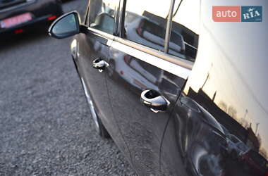Хэтчбек Volkswagen e-Golf 2015 в 