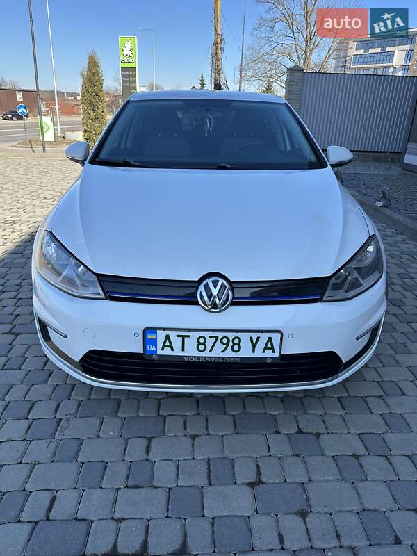 Хетчбек Volkswagen e-Golf 2014 в Івано-Франківську фото 3 Хетчбек Volkswagen e-Golf 2014 в Івано-Франківську