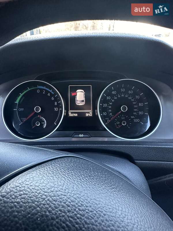 Хетчбек Volkswagen e-Golf 2014 в Івано-Франківську фото 11 Хетчбек Volkswagen e-Golf 2014 в Івано-Франківську