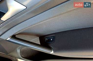 Хэтчбек Volkswagen e-Golf 2020 в 