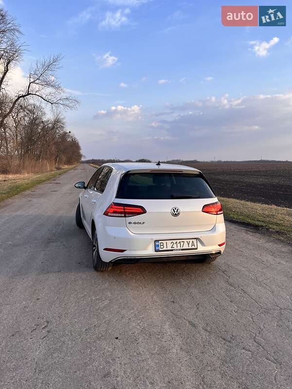 Хетчбек Volkswagen e-Golf 2017 в Полтаві