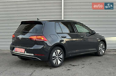 Хетчбек Volkswagen e-Golf 2020 в 