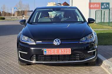 Хэтчбек Volkswagen e-Golf 2016 в 