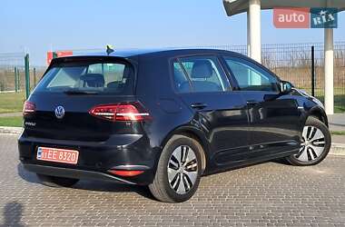 Хэтчбек Volkswagen e-Golf 2016 в 