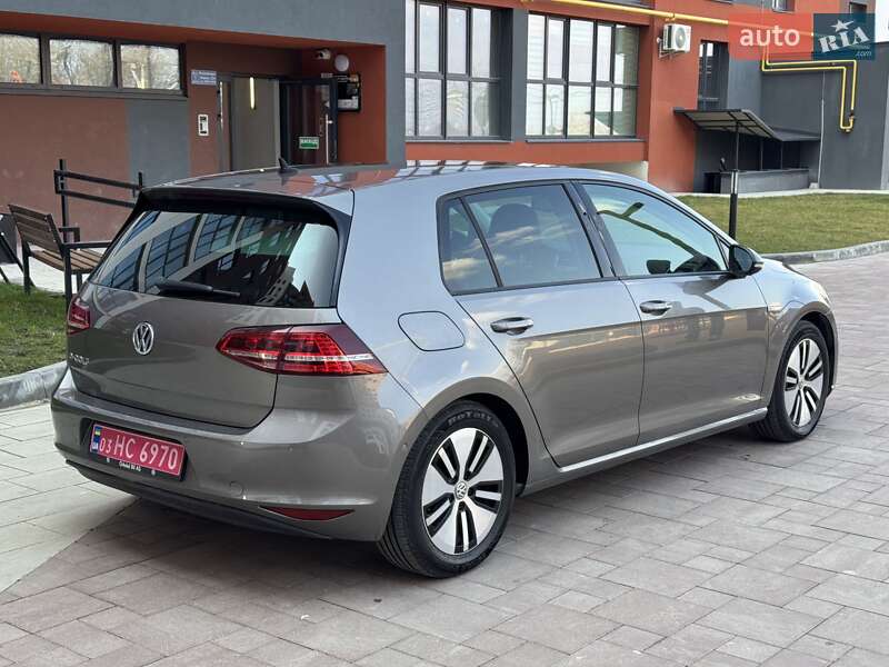 Хетчбек Volkswagen e-Golf 2015 в Луцьку