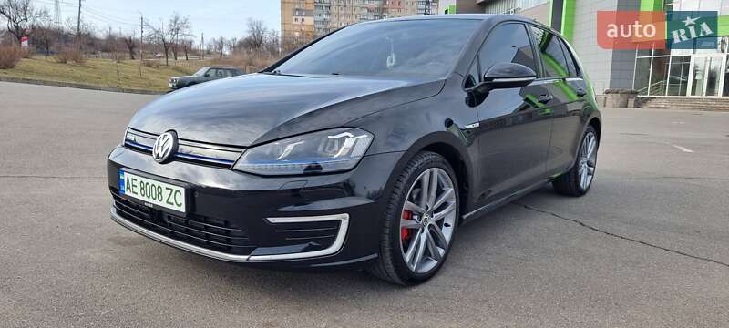 Хетчбек Volkswagen e-Golf 2015 в Кривому Розі