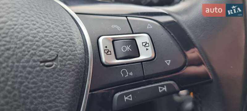 Хетчбек Volkswagen e-Golf 2015 в Кривому Розі