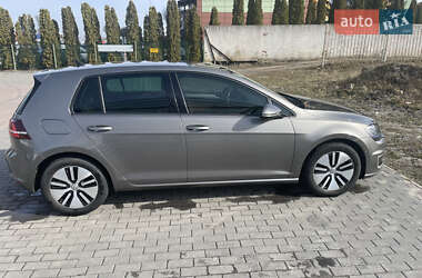 Хэтчбек Volkswagen e-Golf 2015 в Луцке