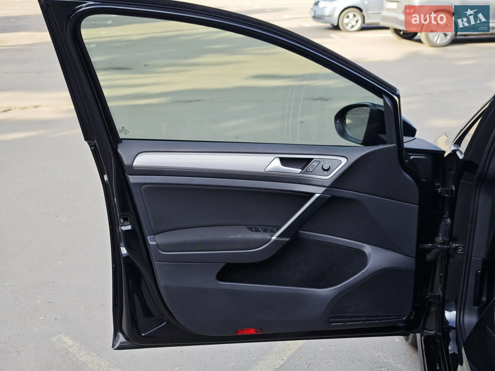 2015 Volkswagen Golf - мініатюра 2