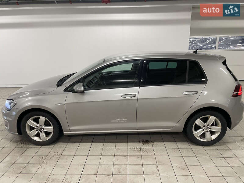 Хетчбек Volkswagen e-Golf 2015 в Кривому Розі