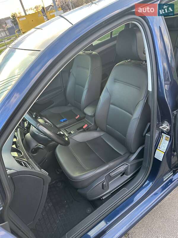 Хэтчбек Volkswagen e-Golf 2014 в Харькове фото 11 Хэтчбек Volkswagen e-Golf 2014 в Харькове