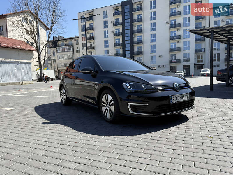 Volkswagen e-Golf 2016
