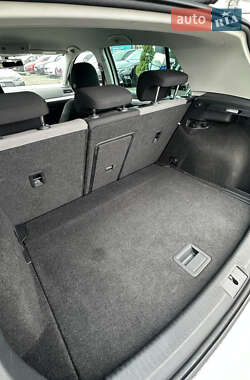 Хетчбек Volkswagen e-Golf 2014 в 