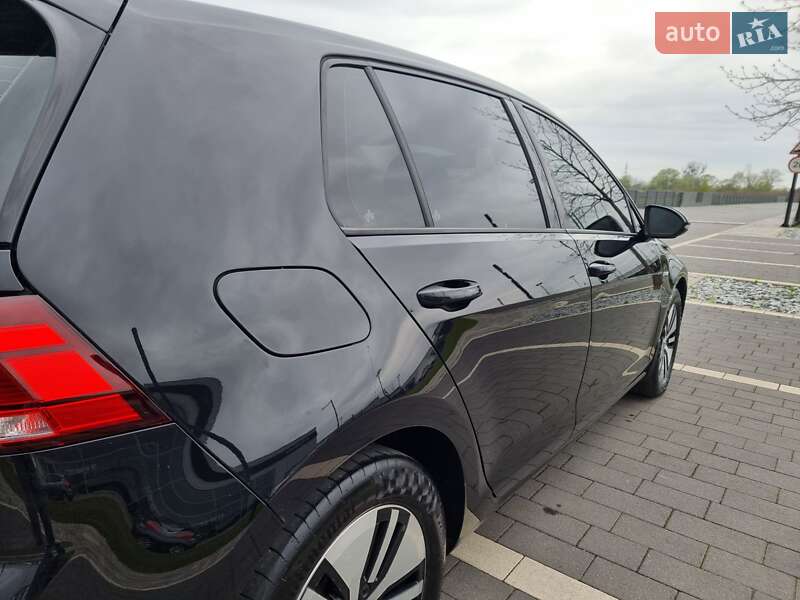 Хетчбек Volkswagen e-Golf 2018 в Мукачевому