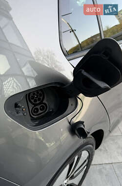 Хетчбек Volkswagen e-Golf 2014 в 