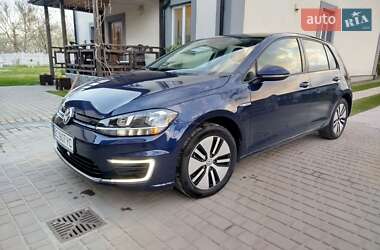 Хэтчбек Volkswagen e-Golf 2019 в 