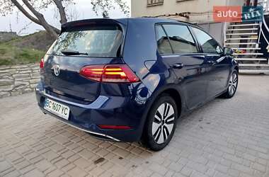 Хэтчбек Volkswagen e-Golf 2019 в 