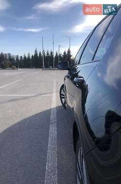 Хетчбек Volkswagen e-Golf 2016 в 