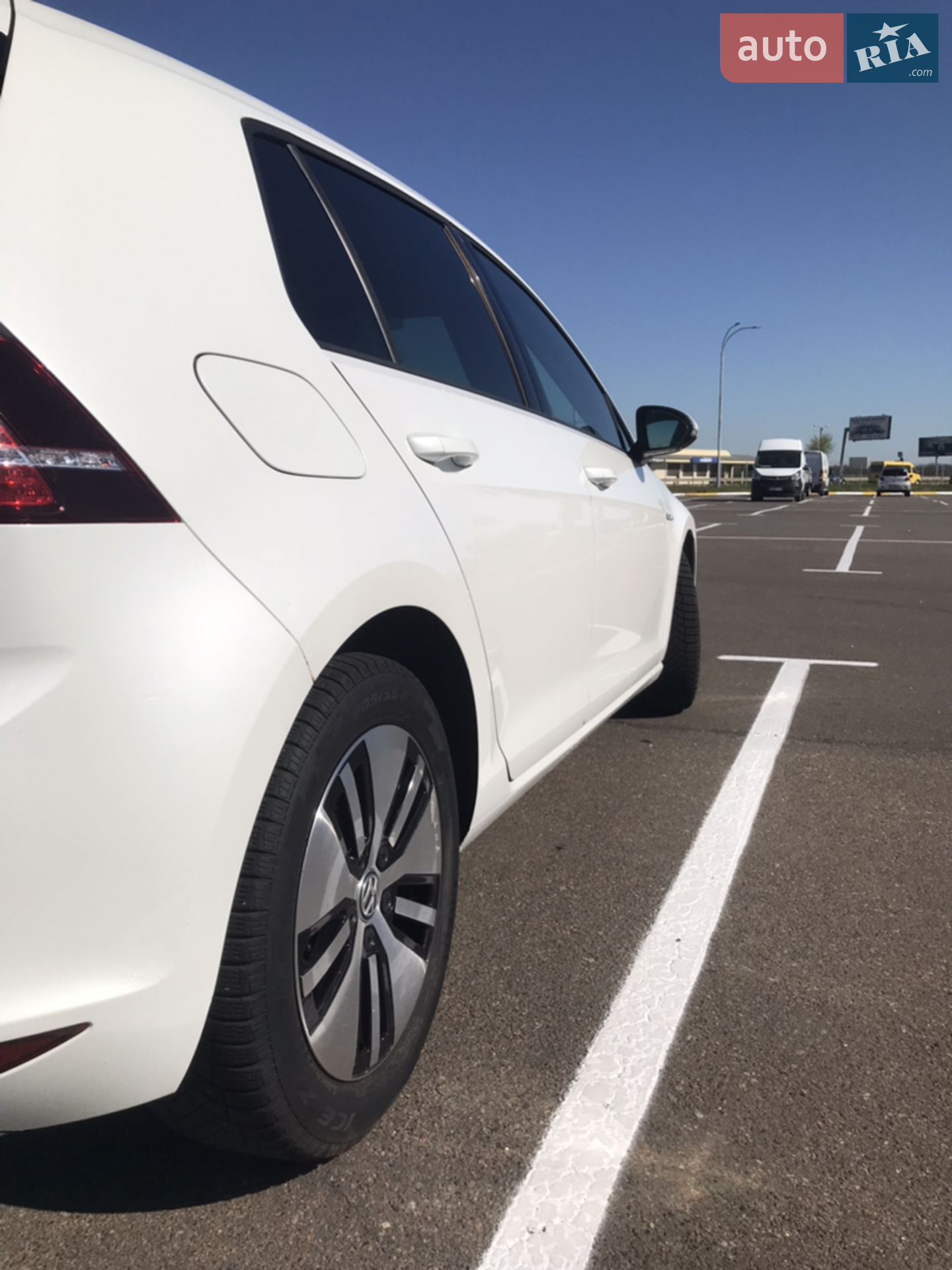 2014 Volkswagen Golf - мініатюра 3