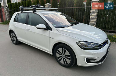 Хэтчбек Volkswagen e-Golf 2019 в 