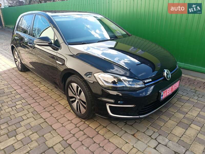 Хэтчбек Volkswagen e-Golf 2018 в Луцке
