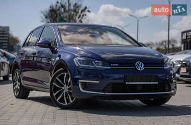 Хетчбек Volkswagen e-Golf 2019 в 
