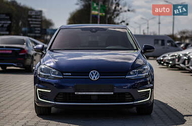 Хетчбек Volkswagen e-Golf 2019 в 