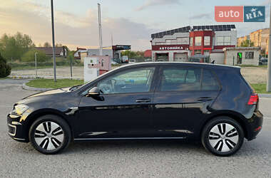 Хетчбек Volkswagen e-Golf 2017 в 