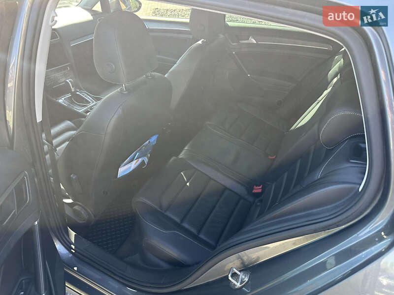 Хетчбек Volkswagen e-Golf 2017 в Хмельницькому