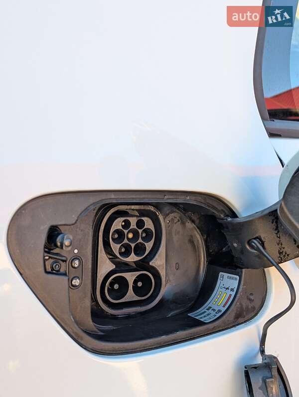 Хэтчбек Volkswagen e-Golf 2020 в Луцке