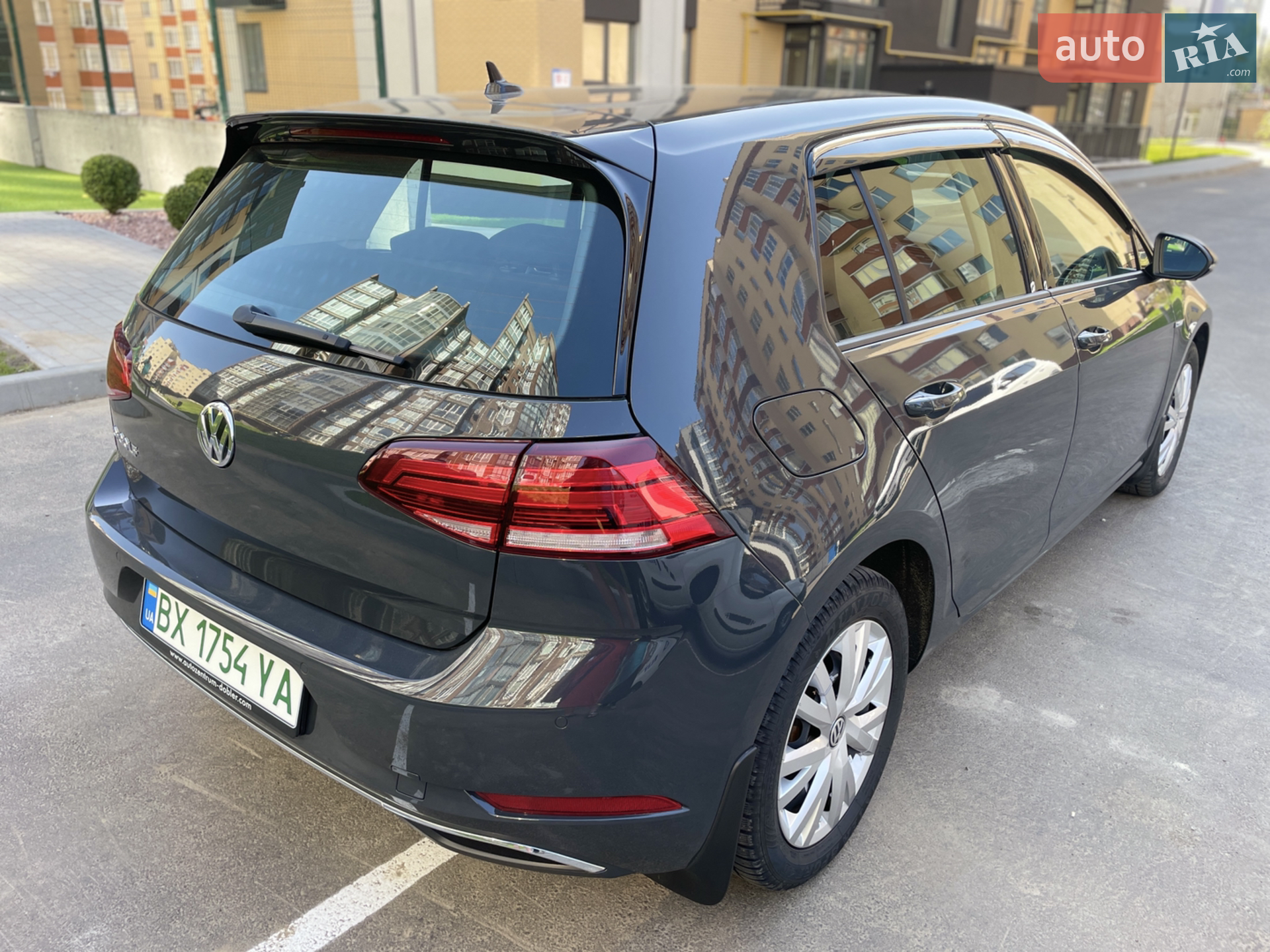 2020 Volkswagen Golf - мініатюра 10