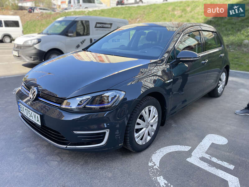 Хэтчбек Volkswagen e-Golf 2020 в Хмельницком