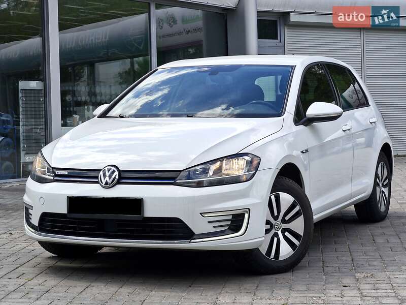 Хетчбек Volkswagen e-Golf 2019 в 