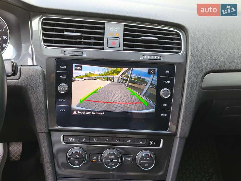 Хэтчбек Volkswagen e-Golf 2019 в Днепре