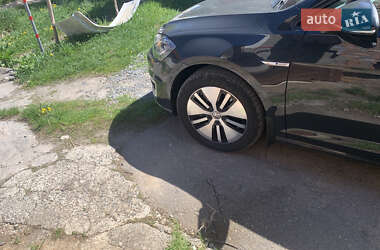 Хэтчбек Volkswagen e-Golf 2020 в 