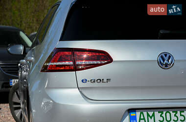 Хэтчбек Volkswagen e-Golf 2015 в 