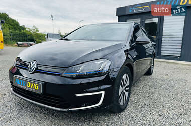 Хэтчбек Volkswagen e-Golf 2016 в 