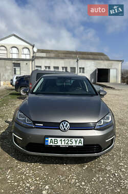 Хетчбек Volkswagen e-Golf 2014 в Шаргороді