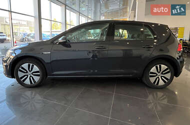 Хетчбек Volkswagen e-Golf 2020 в 
