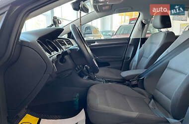 Хетчбек Volkswagen e-Golf 2020 в 