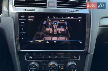 Хетчбек Volkswagen e-Golf 2020 в 