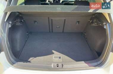 Хетчбек Volkswagen e-Golf 2020 в 