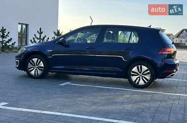 Хетчбек Volkswagen e-Golf 2020 в 