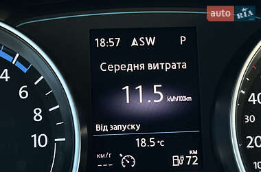 Хетчбек Volkswagen e-Golf 2020 в 